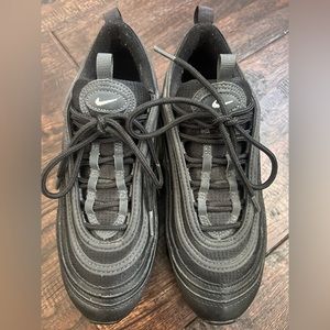 Boys Nike Air Max Black Sneaker